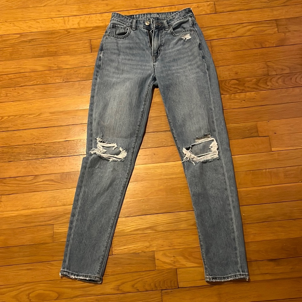 American Eagle Mom Jeans